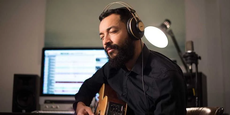AKG K92 - studio ausinės, į ausis įkišamos, closed