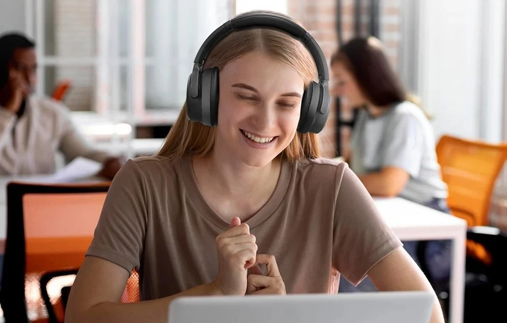 Ausinės Earfun Tune Pro Juodas