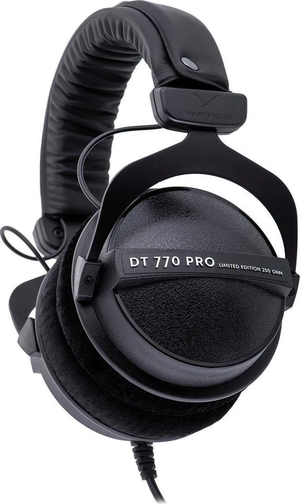 Beyerdynamic DT 770 PRO 250 OHM Juodas Limited Edition - closed studio ausinės