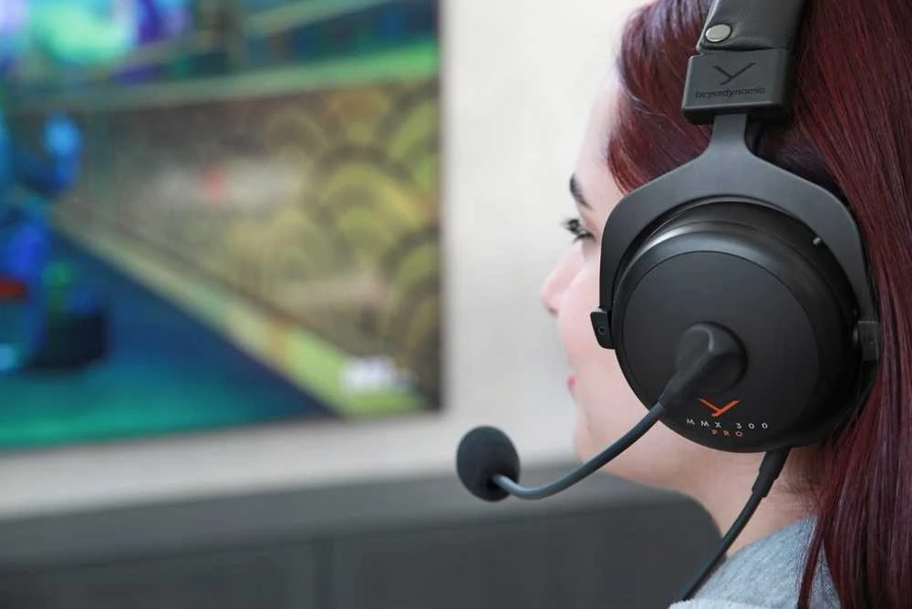 Beyerdynamic MMX 300 Pro Laidinės žaidimų ausinės | Closed-Back | 3.5 mm, Juodos spalvos