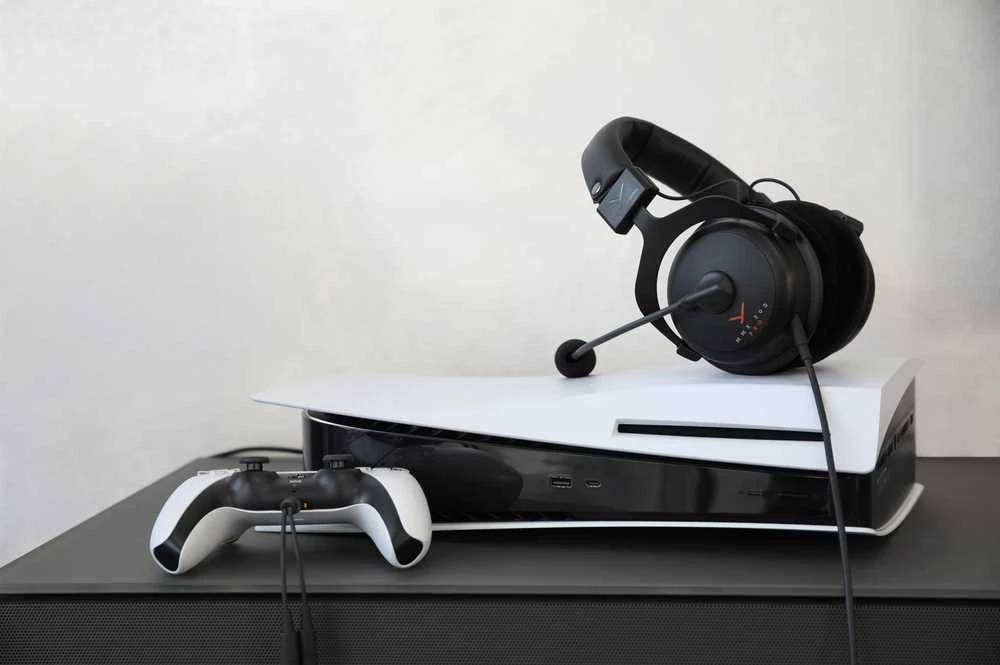 Beyerdynamic MMX 300 Pro Laidinės žaidimų ausinės | Closed-Back | 3.5 mm, Juodos spalvos