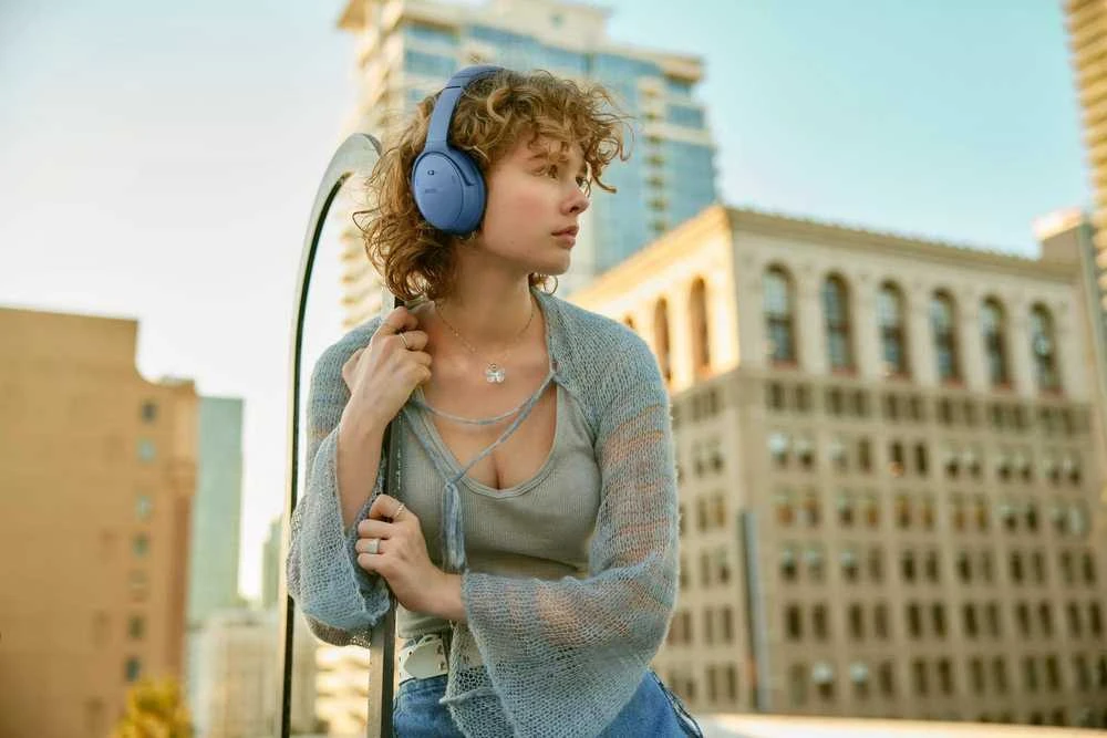 Bose QuietComfort ausinės, Mėlynos spalvos