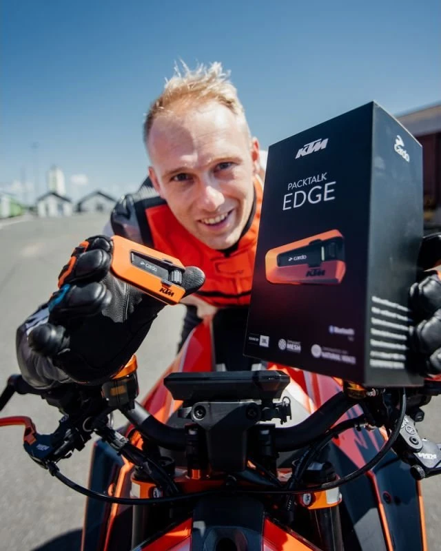 Cardo Packtalk EDGE KTM Pasikalbėjimo įranga