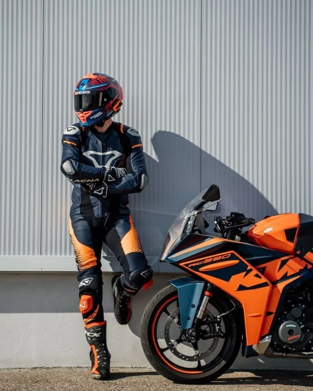 Cardo Packtalk EDGE KTM Pasikalbėjimo įranga