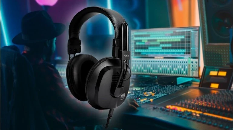 Fostex T50RP MK4 laidinės ausinės darbo aplinkoje