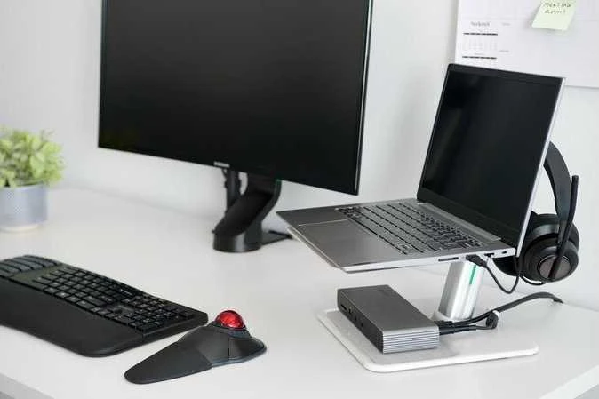 Leitz KENSINGTON H2000 USB-C Ausinės