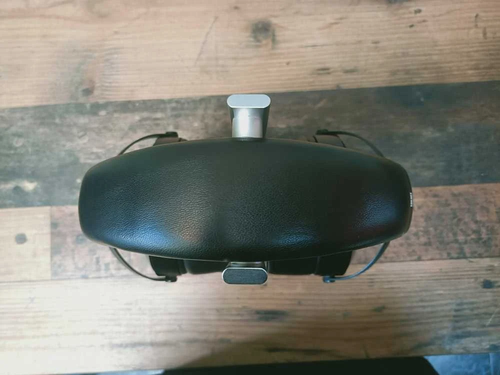 Ausinės Monoprice M1070C juoda