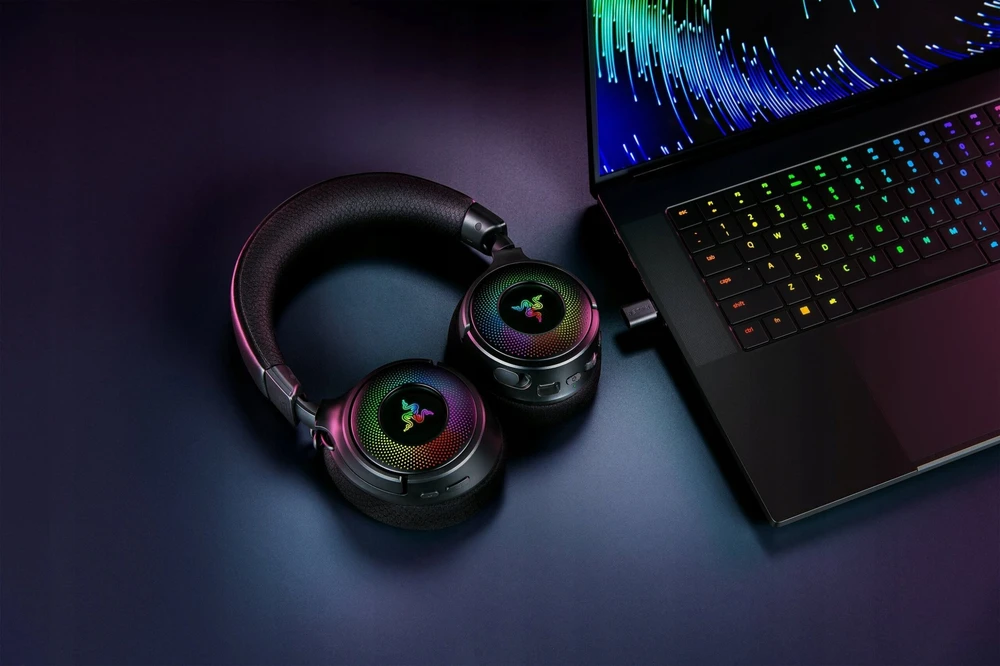 Razer Ausinės Žaidimams | Kraken V4 | Belaidės/su laidu | Over-Ear | Mikrofonas | Juodas