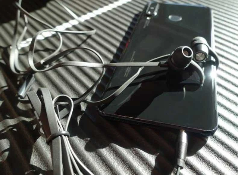 Schwaiger Ausinės In-Ear, 1 x 3,5 mm, stereo, Juodos spalvos