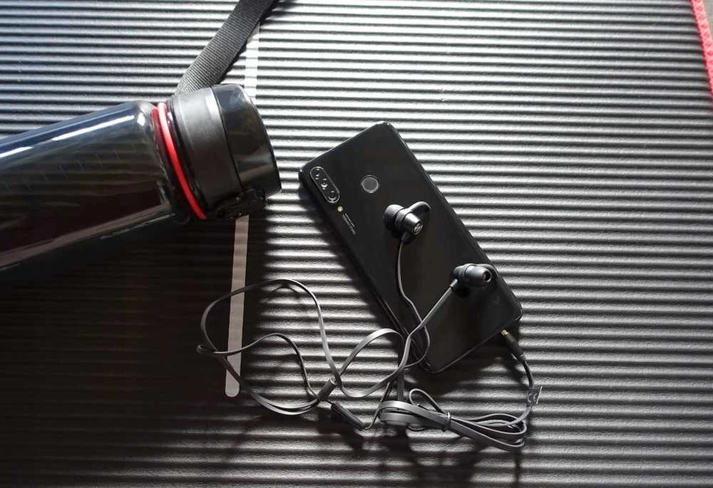 Schwaiger Ausinės In-Ear, 1 x 3,5 mm, stereo, Juodos spalvos