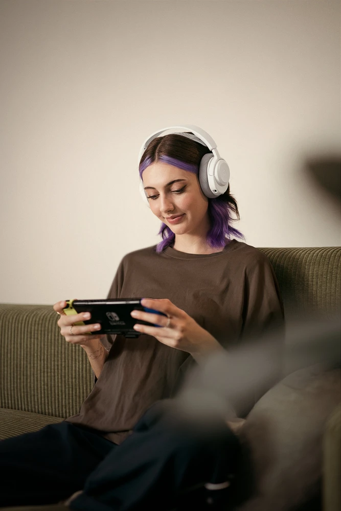 SteelSeries Ausinės Žaidimams | Arctis Nova 3PW | Bluetooth | Over-Ear | Mikrofonas | Noise canceling | Belaidės | Baltas