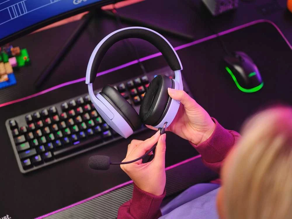 Trust GXT 489P FAYZO Daugiaplatformės žaidimų ausinės (violetinės)