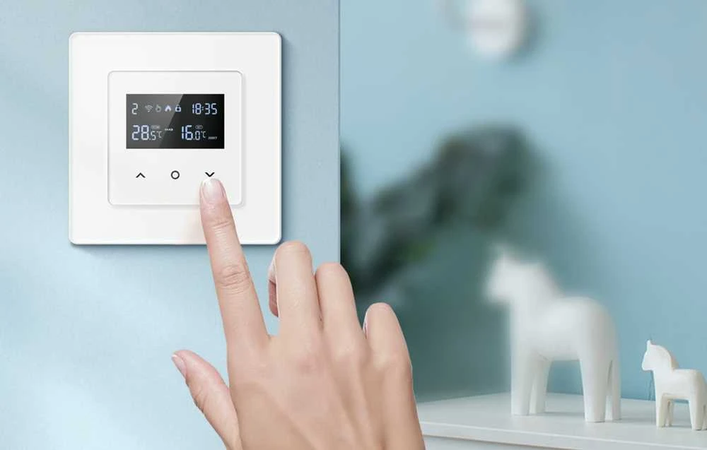 Išmanusis termostatas Avatto WT200-16A-W Elektrinis šildymas 16A WiFi TUYA