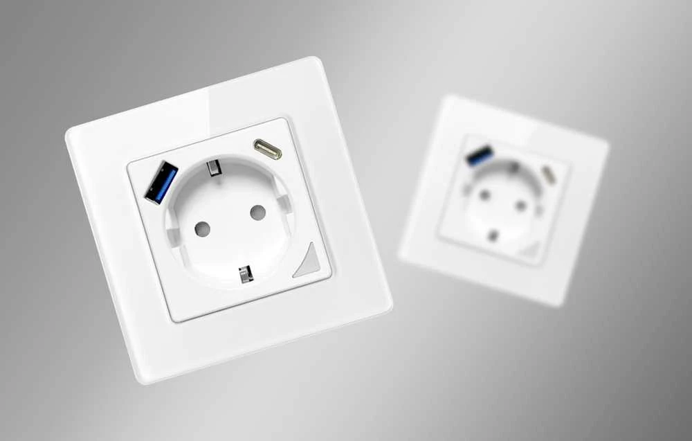 Sieninis šviestuvas Išmanusis WiFi sieninis lizdas Avatto N-WOT10-USB-W TUYA USB USB-C - baltas