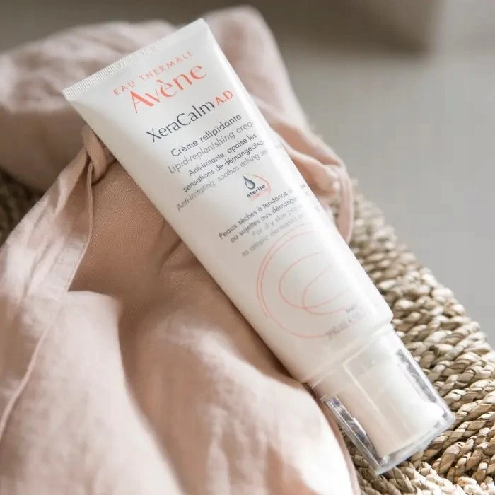 Avene Xeracalm A.D Relipidising Kreminis lipidus atkuriantis kremas sausai odai, 200 ml
