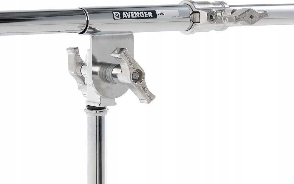 Avenger Mini Boom 117-212cm / 7kg chromas