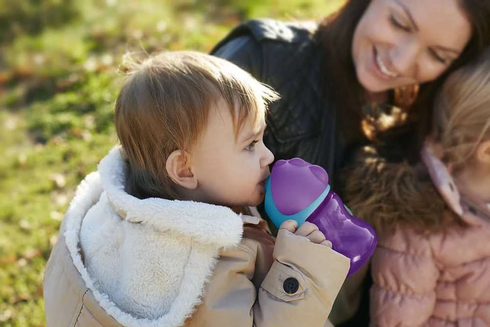 „Philips Avent“ – šiaudelių puodeliai, lankstus šiaudelių puodelis, 200 ml / 7 uncijos, 9 mėn.+, 1 vnt. pakuotė