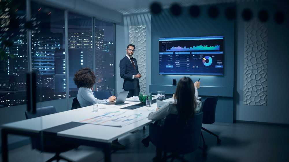 Monitorius Avocor AVK-7510 - 190 cm (75'') Diagonalklasse K Series LCD-Ekranas mit LED-Hintergrundbeleuchtung - QLED - Digital Signage - Android - 4K UHD (2160p) 3840 x 2160 - HDR - direkt beleuchtete LED