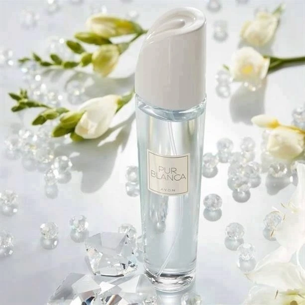 Avon Pur Blanca tualetinio vandens purškiklis 50 ml