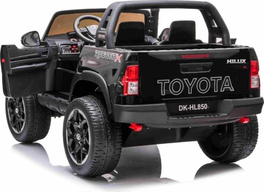 Ramiz Elektromobilis Toyota Hilux, Juodas