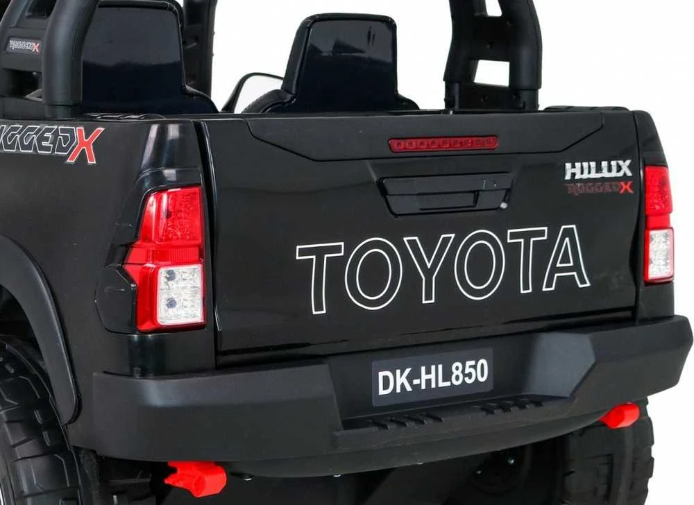 Ramiz Elektromobilis Toyota Hilux, Juodas