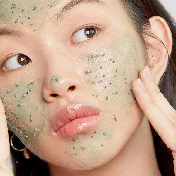 AXIS-Y Mugwort Pore Clarifying Wash Off Pack Poras valanti molio kaukė, 100 ml