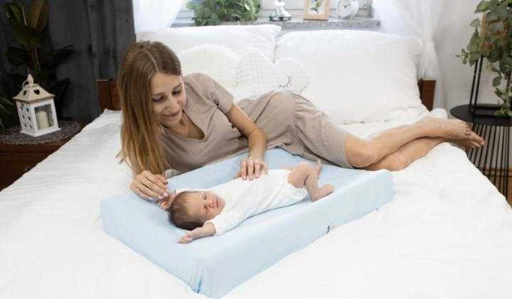 Baby Matex Dėklas na persirengimo stalas 50x70/80 Bamboo 24 mėlyna pilka 2 pak cotton su elasticką