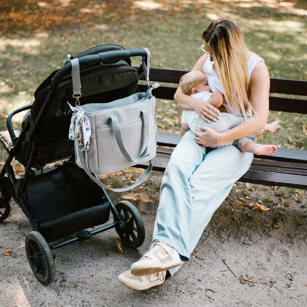 Baby Ono BabyOno mamos rankinė carmen pilka 1571/03