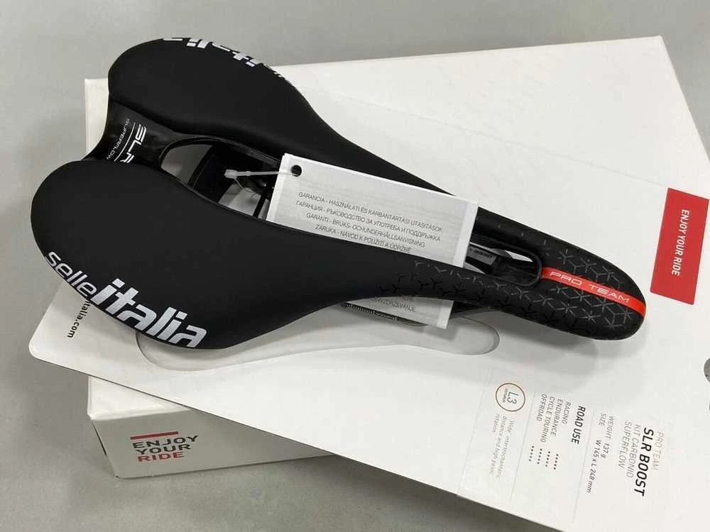 Selle Italia Balnas SELLE ITALIA SLR BOOST PRO TEAM 6.1 KIT CARBONIO SUPERFLOW S (id match S3), 133g (NAUJAS)