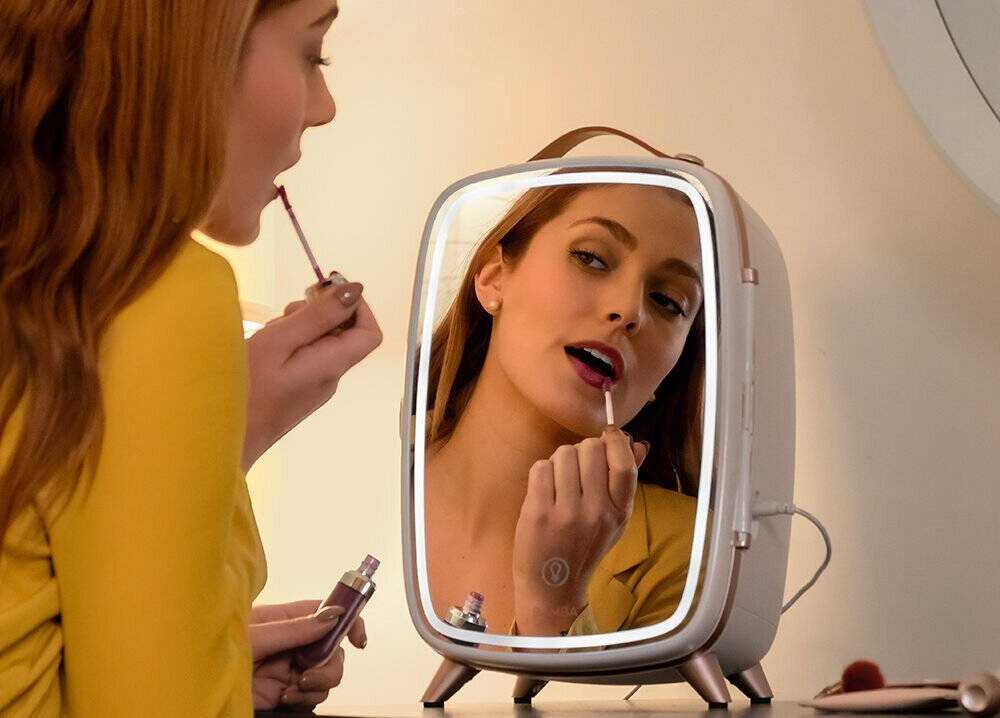 Cecotec Šaldytuvas kosmetyczna Bamba CoolingBeauty 6000 Mirror Baltas