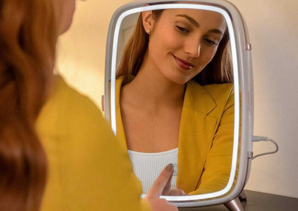 Cecotec Šaldytuvas kosmetyczna Bamba CoolingBeauty 6000 Mirror Baltas