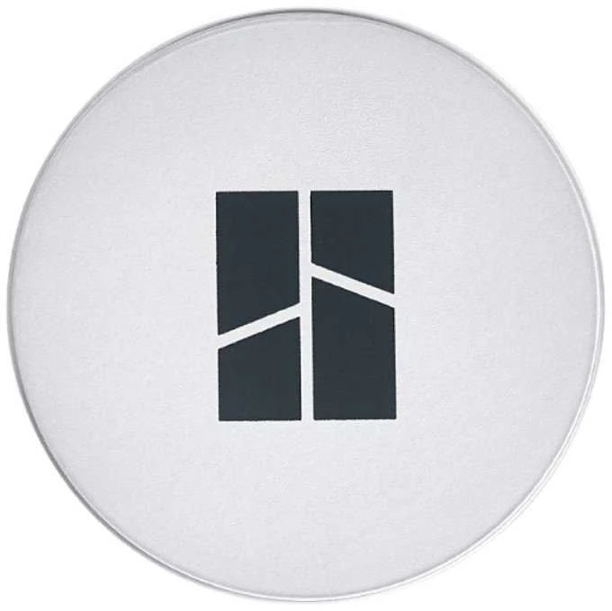 Bambu Lab AMS rankena su logotipu