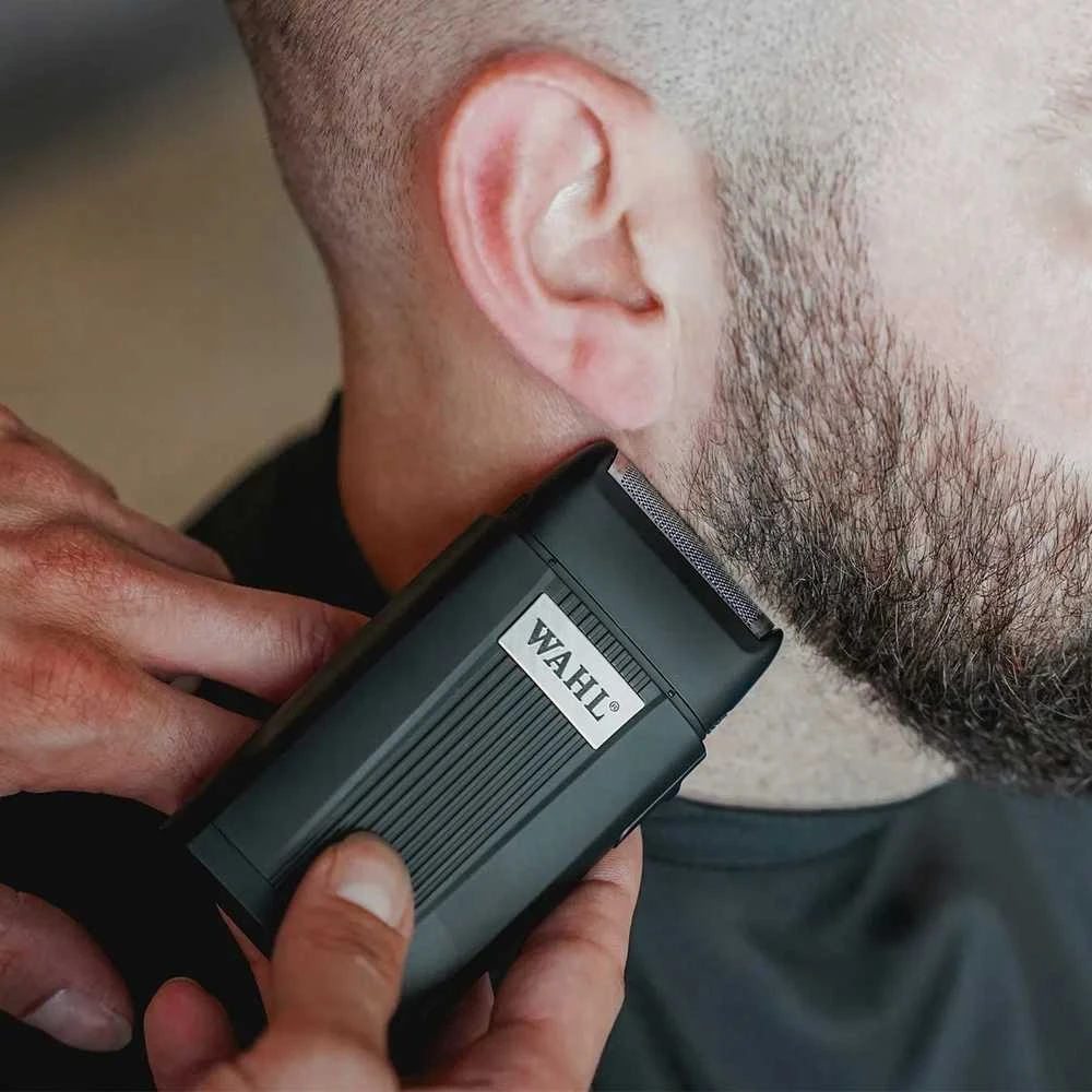 Barzdaskutė Activeshop Mobili plaukų skutimo mašinėlė WAHL PRO Finishing Tool Ultra Close, WAHP3616-0470