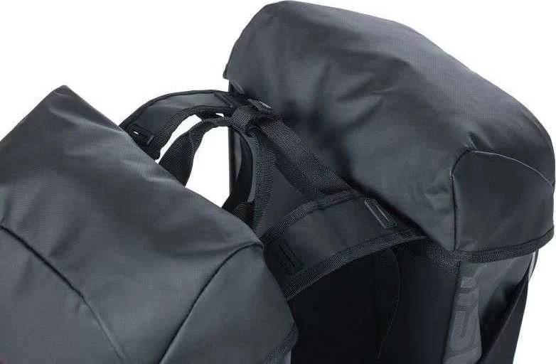 Dvigubas krepšys ant bagažinės Basil Miles Tarpaulin Daouble Bag