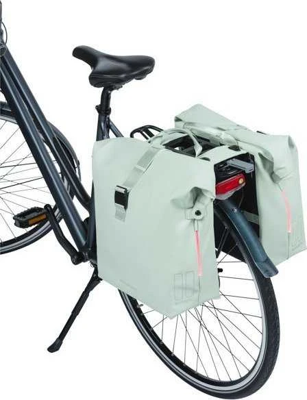 Basil SOHO DOUBLE PANNIER BAG NORDLICHT MIK, MIK System (paruošta naudoti) 41L 100% vandeniui atsparus pastelinis žalias apšvietimas Nordlicht Technolog