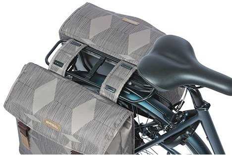 Basil Bagažinės krepšys BASIL ELEGANCE DOUBLE PANNIER BAG 40-49 Universal Bridge System, neperšlampamas taupe chateau