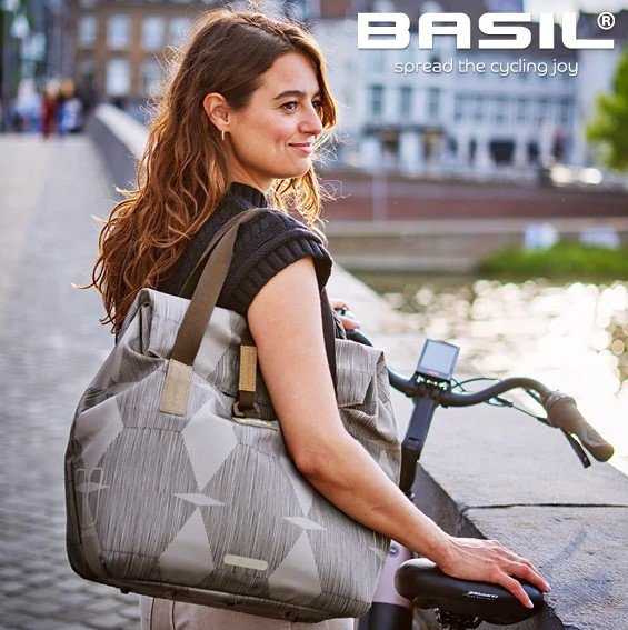 Basil Bagažinės krepšys BASIL ELEGANCE BICYCLE SHOPPER 20-26L Hook On System, atsparus vandeniui chateau taupe