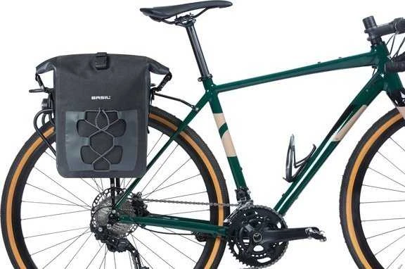 Basil Sakwa NAVIGATOR M, MIK STUDS, 14L, Atsparus vandeniui, Juoda (NEW 2025)