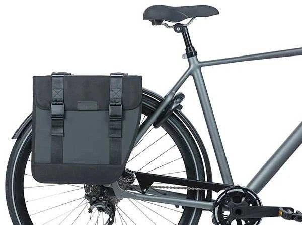 Basil Dviračio sakvo dviguba BASIL TOUR XL WATERPROOF DOUBLE PANNIER BAG 35L, Universal Bridge System, atspari vandeniui juoda (NEW)