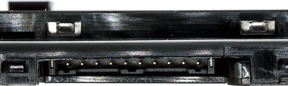 „CoreParts“ baterija „CoreParts MBXDE-BA0218“ nešiojamųjų kompiuterių baterijos pakaitalas