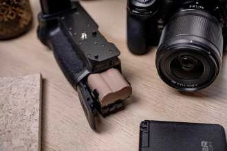 Fotoaparato Baterijos Laikiklis - Newell MB-N12 Nikon Z8, Dvigubas EN-EL 15, USB-C
