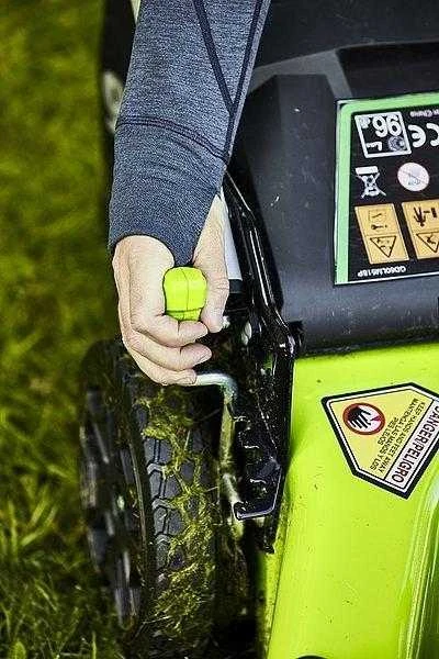 Greenworks akumuliatorinė savaeigė vejapjovė GD60LM51SP - 2514307 (be akumuliatoriaus ir kroviklio)