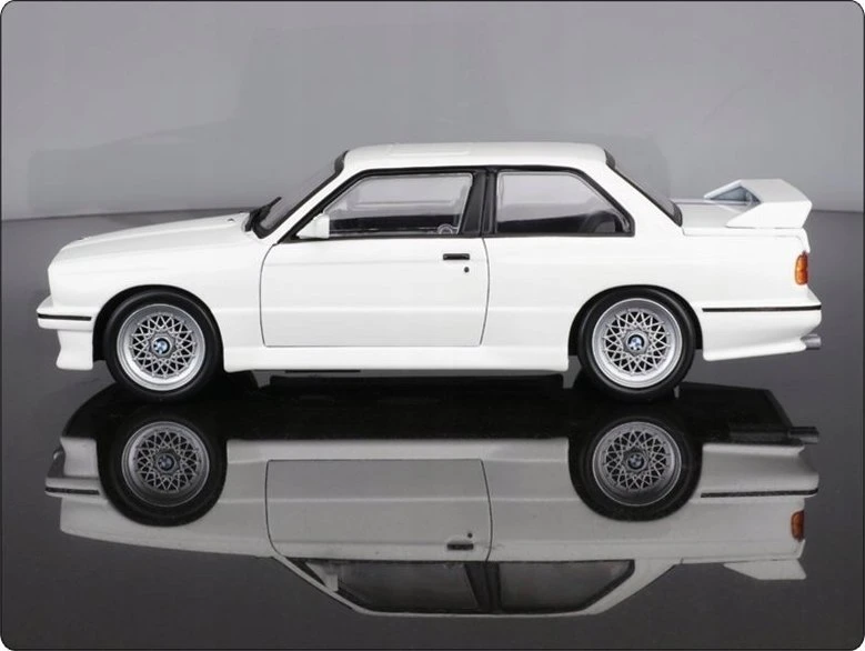 Bburago 1988 BMW 3 Series M3 | BBURAGO