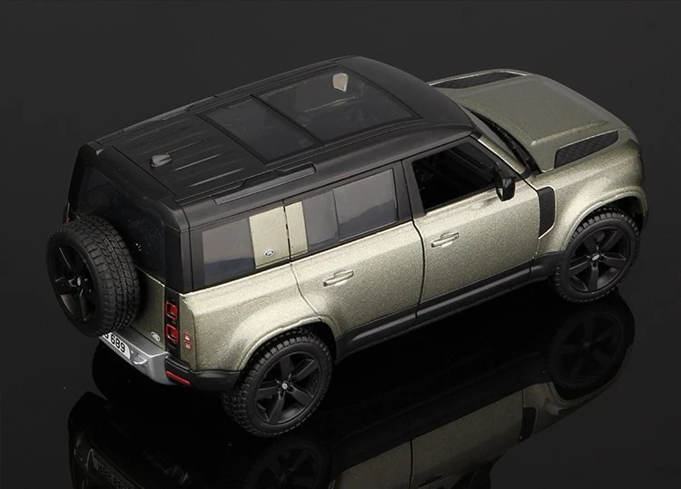 Bburago BBU 1:24 Land Rover Defender 2022 žalias 21101GN