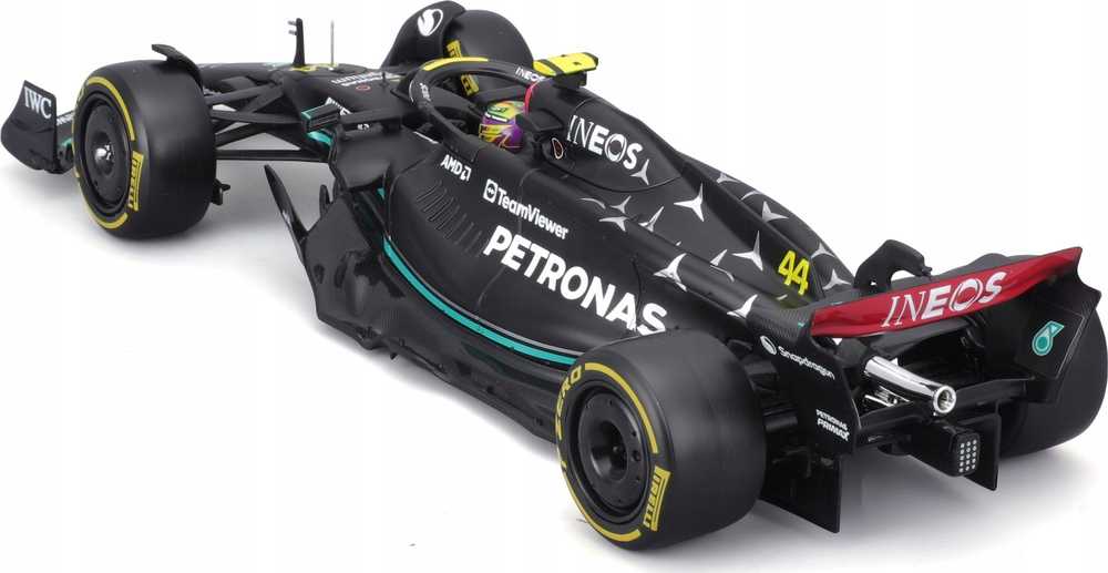 Bburago BBU 1:24 Formula F1 Mercedes-AMG 28028_44 80285 (Ekspozicinė prekė)