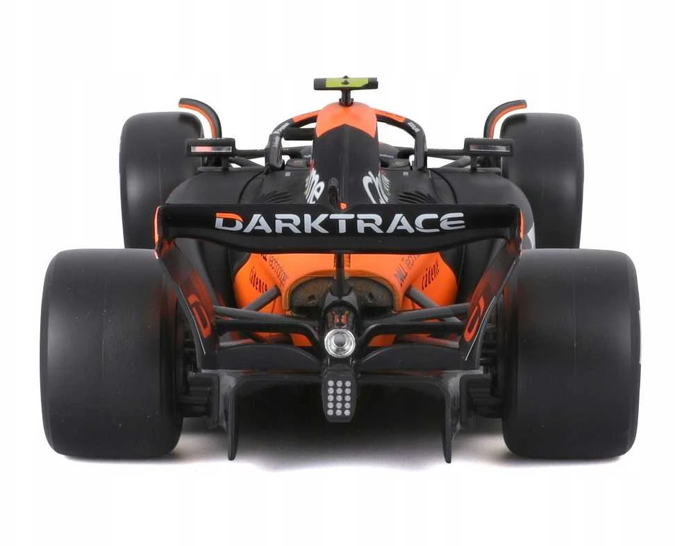 Modelis - Bburago 1:24 McLaren MCL38 Lando Norris Miami GP 2024 (Ekspozicinė prekė)