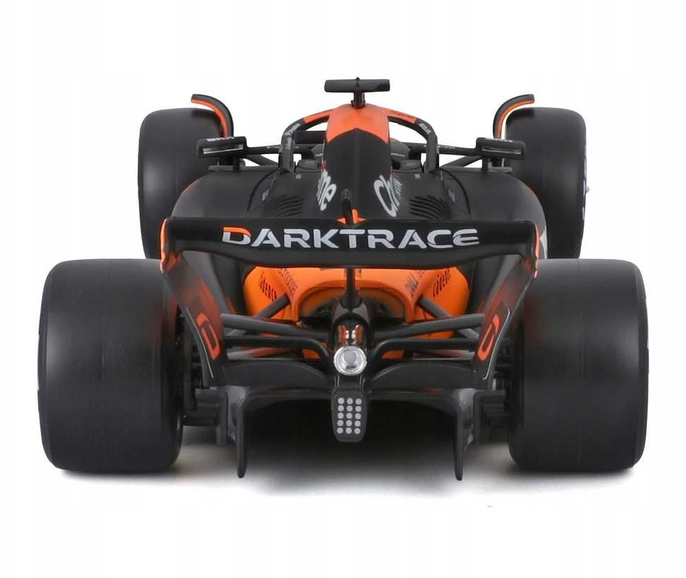 Bburago BBU 1:24 „Race F1 McLaren MCL38“ plokštės 28033_81