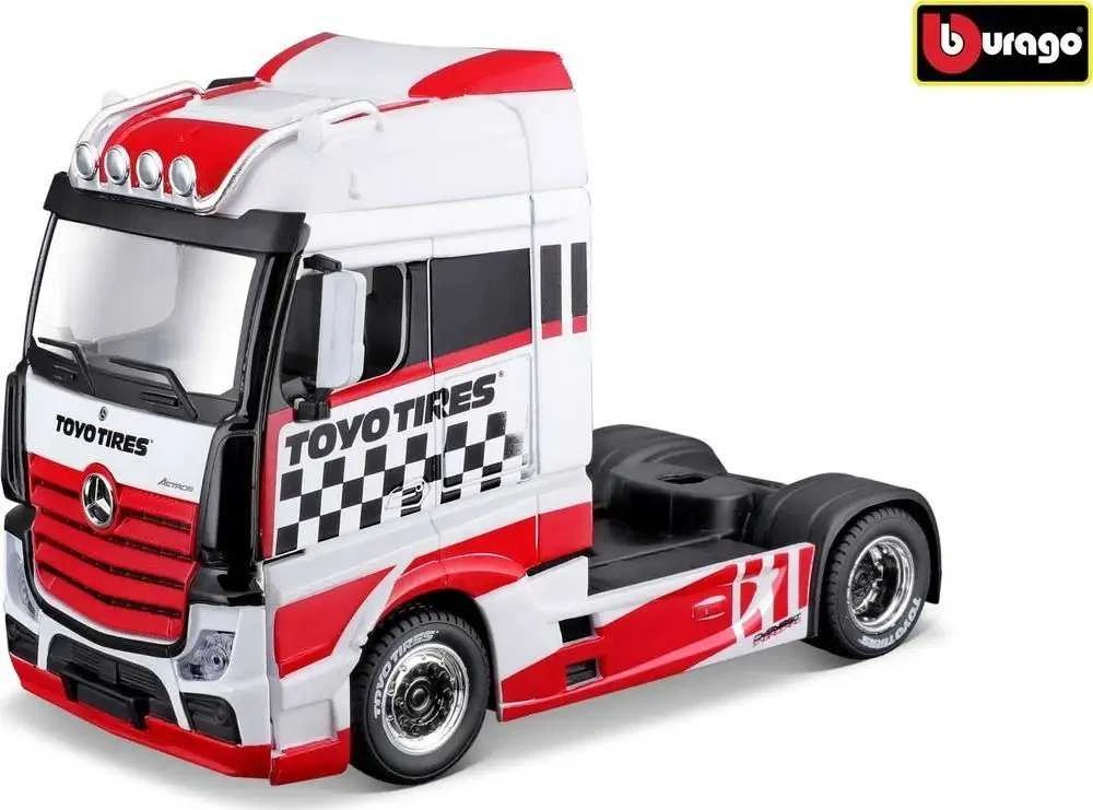 Bburago BBU 1:43 Street Fire HaulersCustom baltas/red 32201