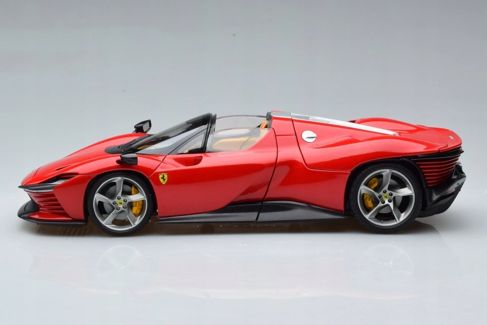 Bburago Ferrari Daytona SP3 Raudona 1:18 BBURAGO