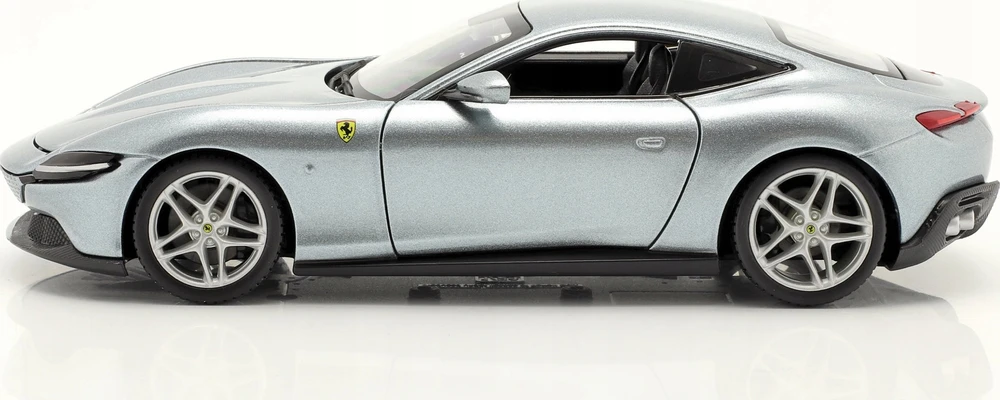 Bburago Ferrari Roma pilkas 1:24 BBURAGO